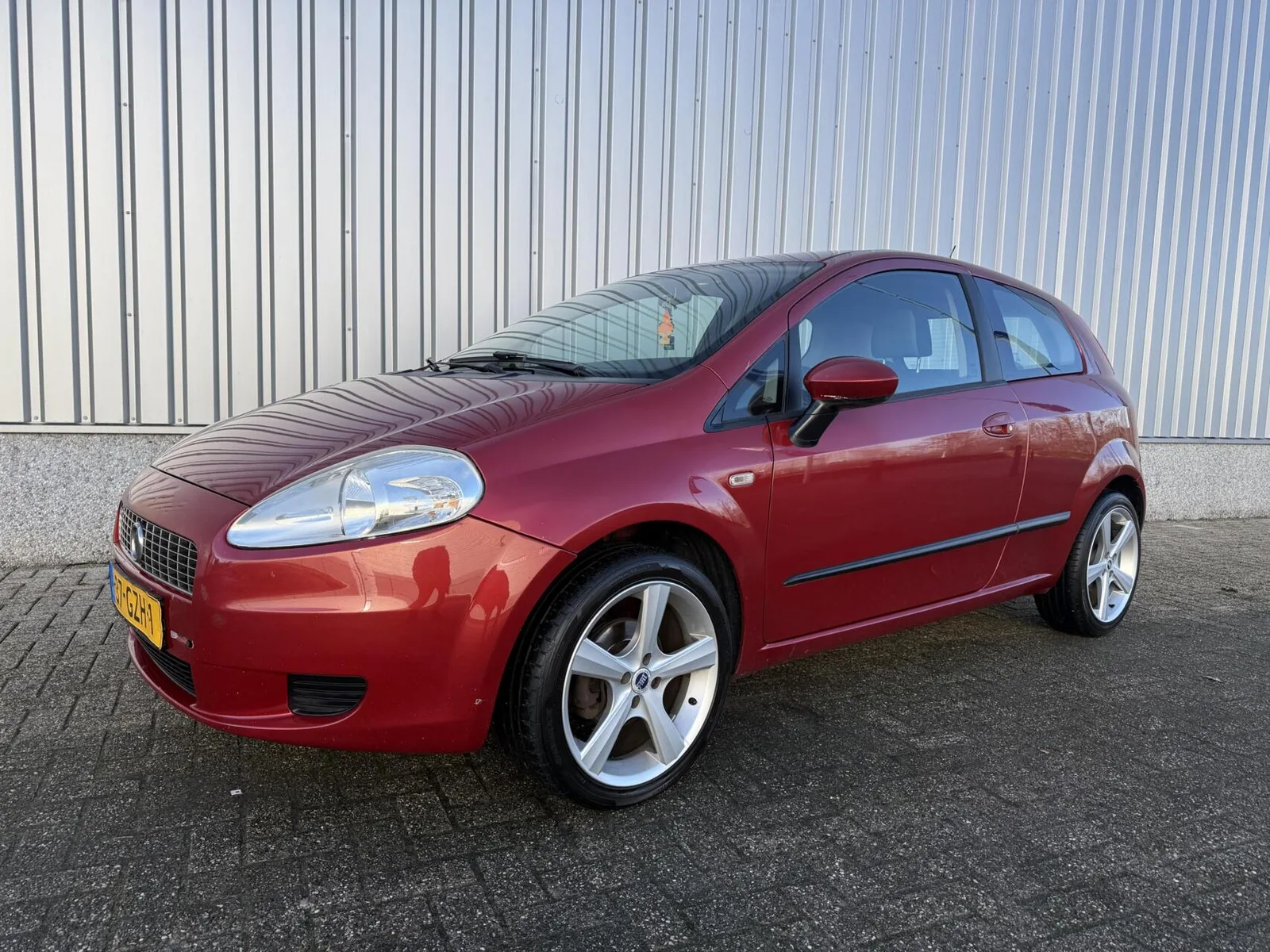 Fiat Punto (2008) — foto 1