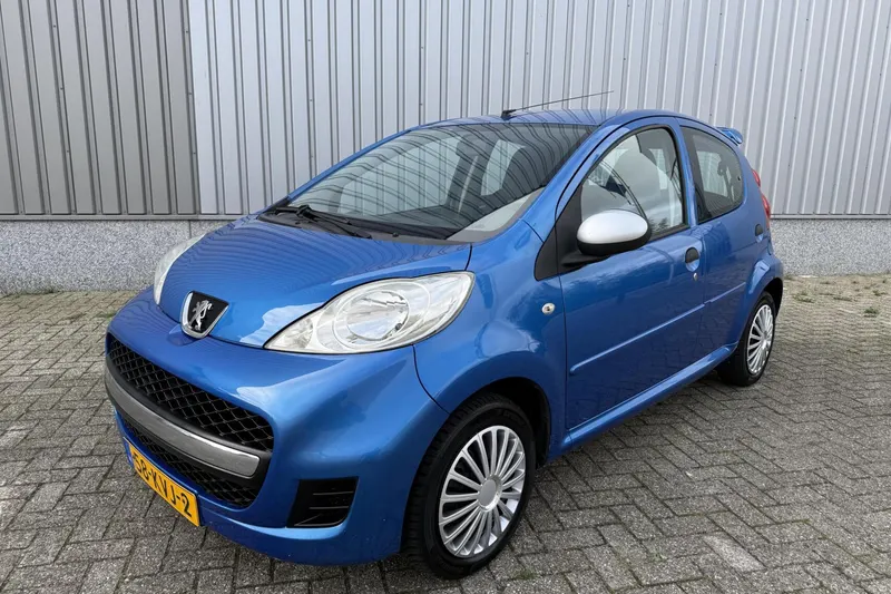 Peugeot 107 (2010)