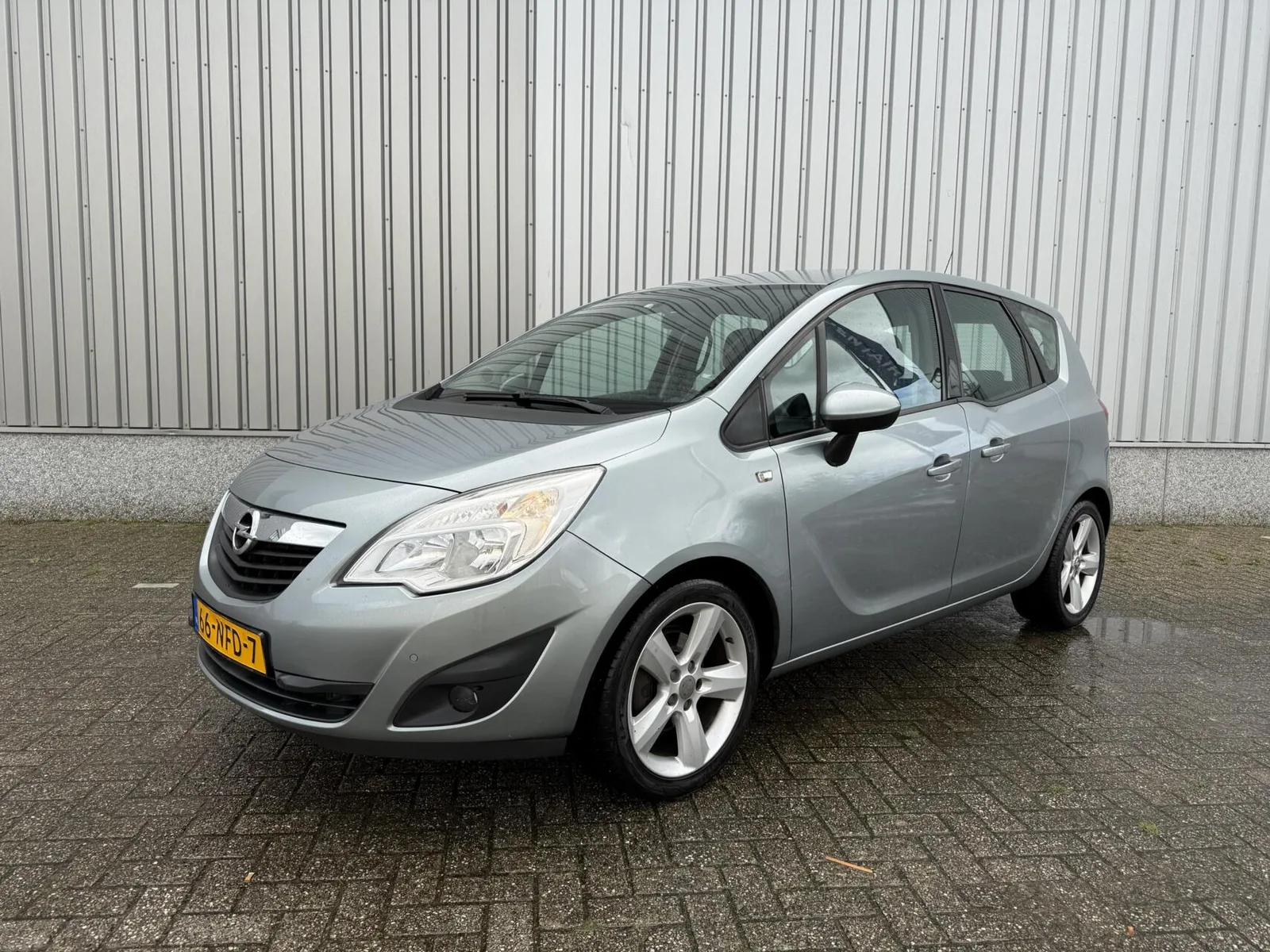 Opel Meriva (2010) — foto 1