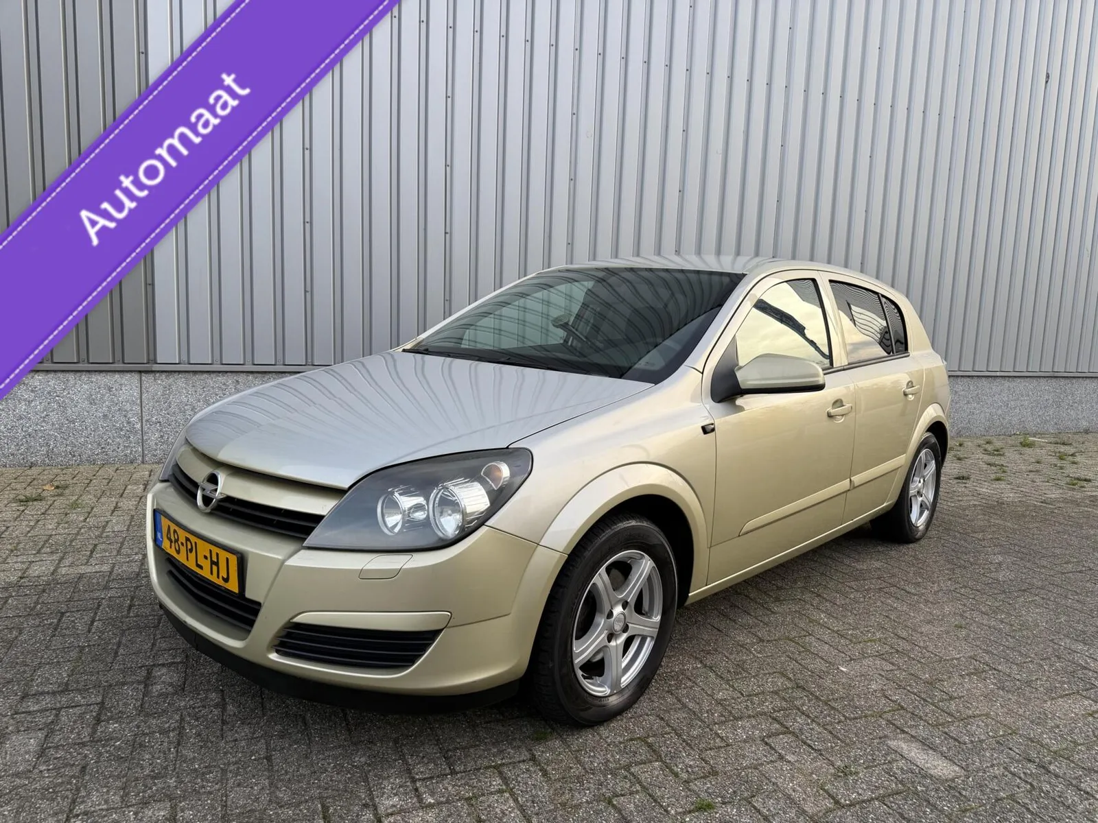 Opel Astra (2004) — foto 1