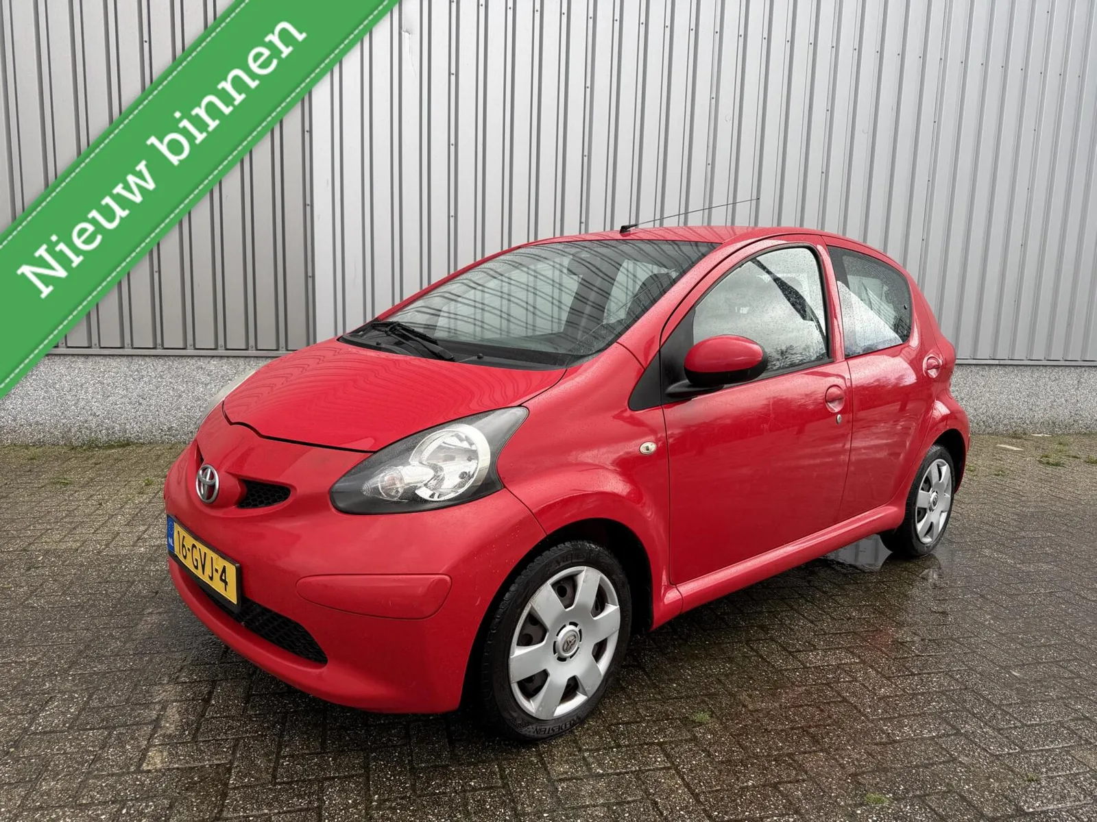 Toyota Aygo (2008) — foto 1