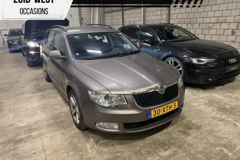 Škoda Superb (2012)