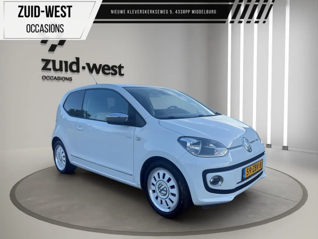 Volkswagen Up (2012) — foto 1
