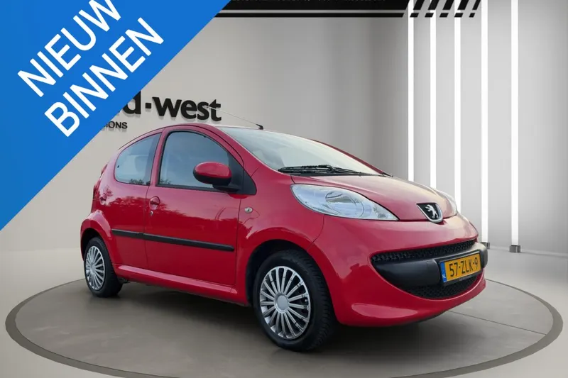 Peugeot 107 (2006)
