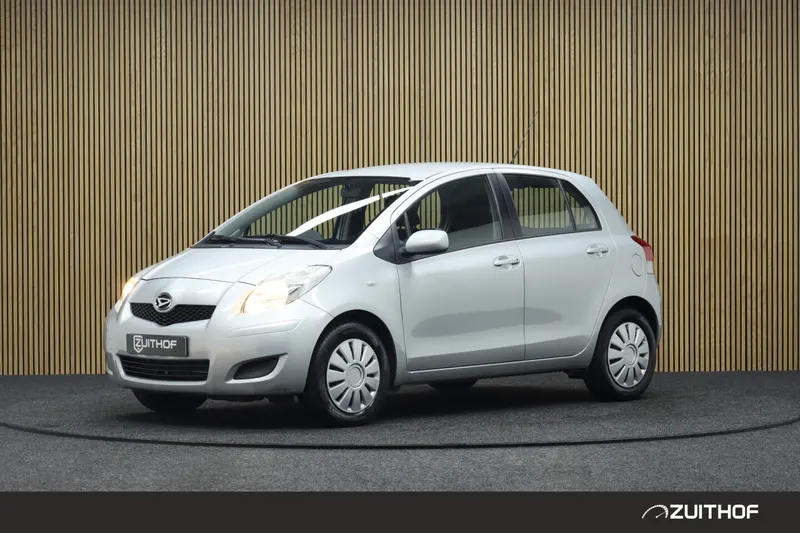 Daihatsu Charade (2012)