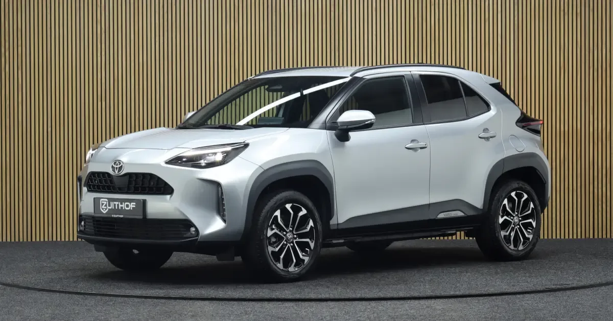 Toyota Yaris (2025) — foto 1