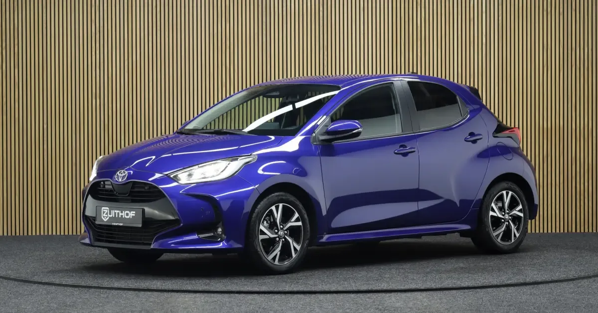 Toyota Yaris (2025) — foto 1