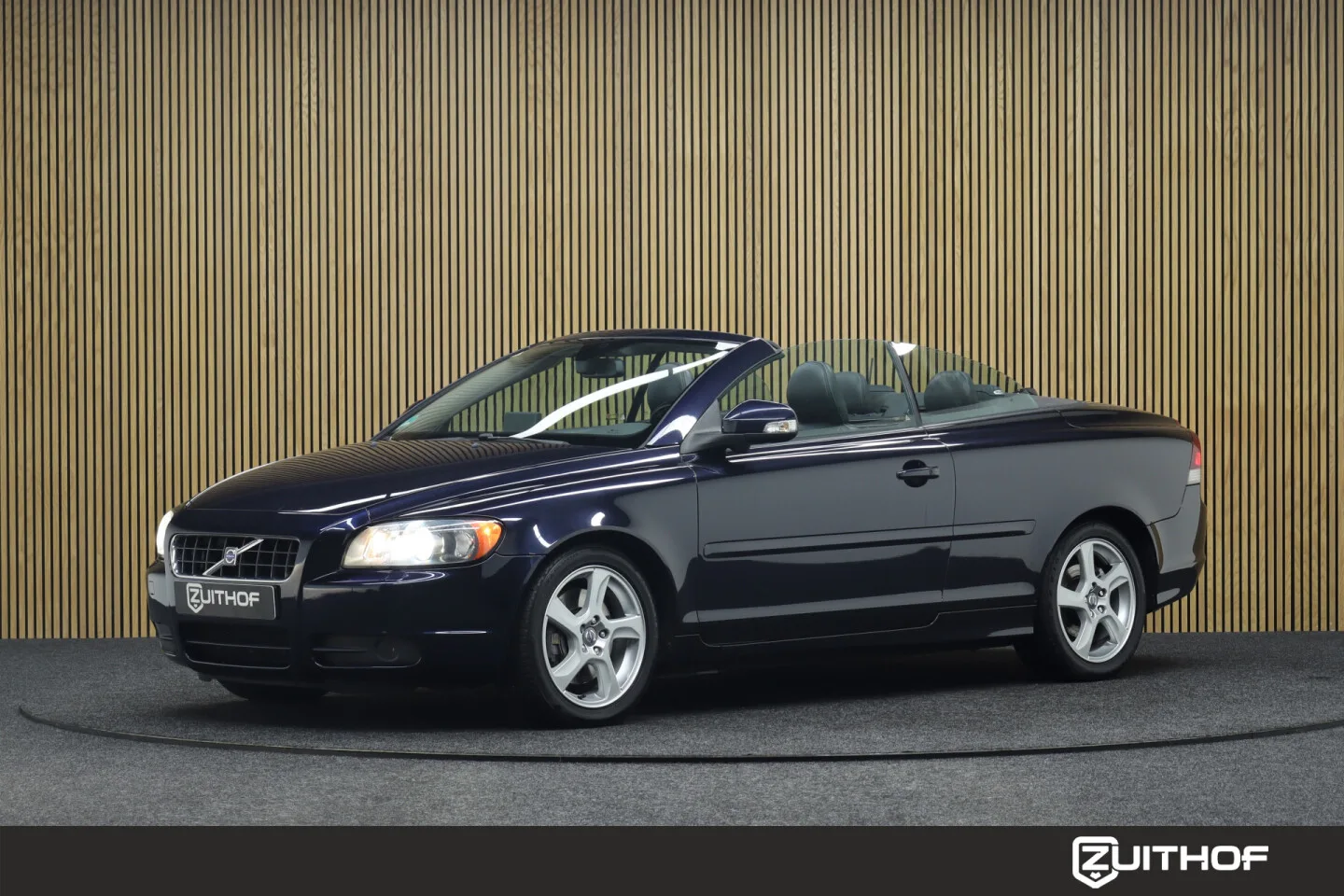 Volvo C70 (2009) — foto 1