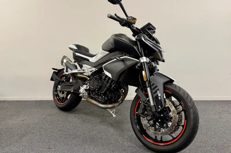 CFMoto 800NK (2024)