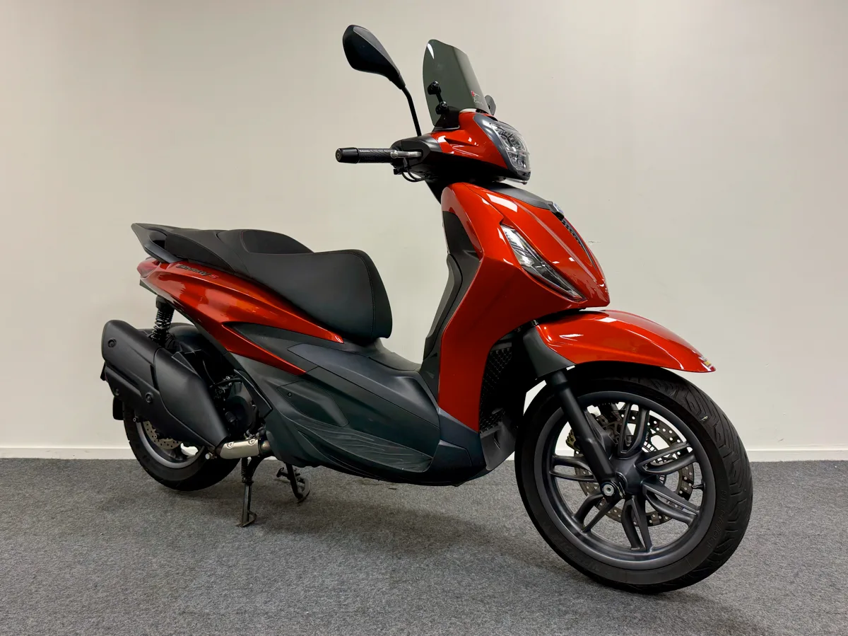 Piaggio Beverly S 400i HPE (2021) — foto 1