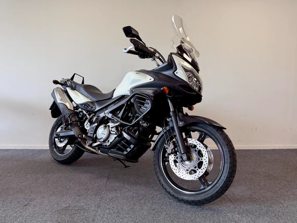 Suzuki V-Strom (2012) — foto 1