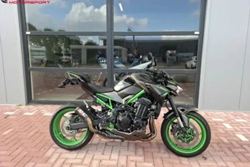 Kawasaki Z 900 (2023)