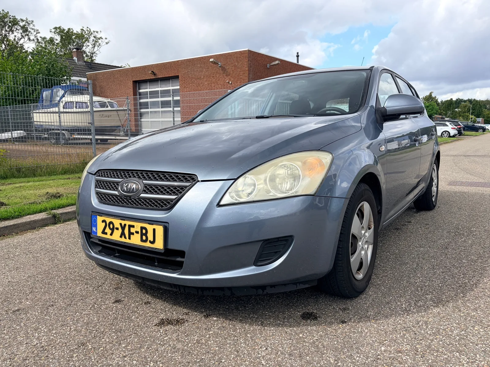 Kia Cee'd (2007) — foto 1