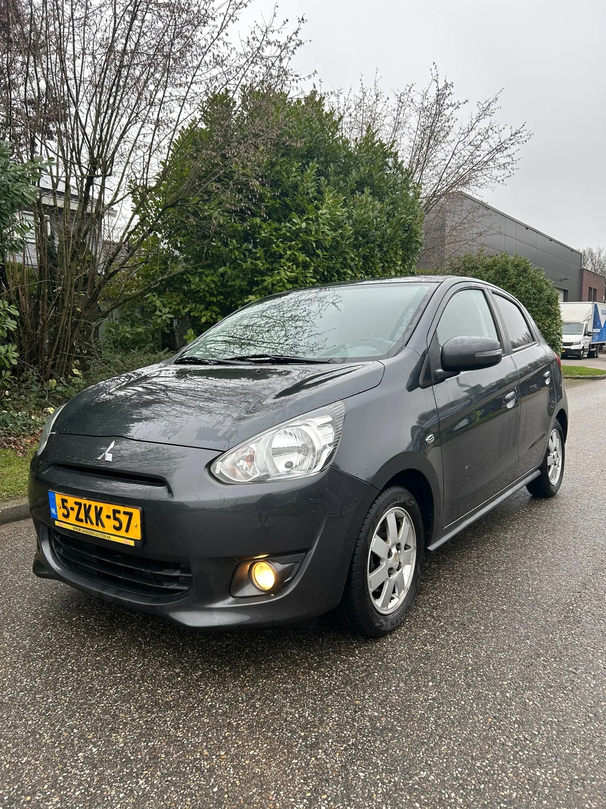 Mitsubishi Space Star (2015) — foto 1