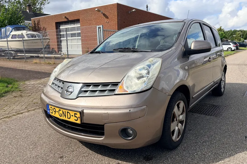 Nissan Note (2008)