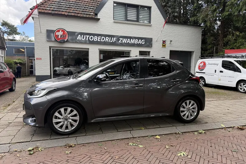 Mazda 2 Hybrid (2022)