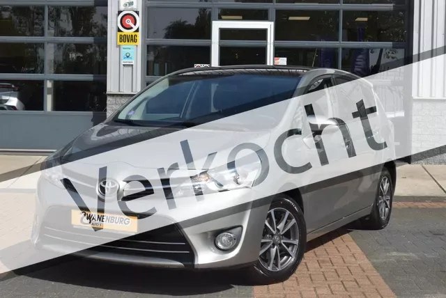 Toyota Verso (2013) — foto 1