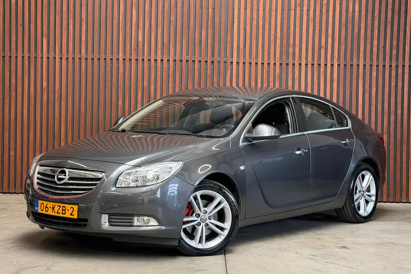 Opel Insignia (2010)