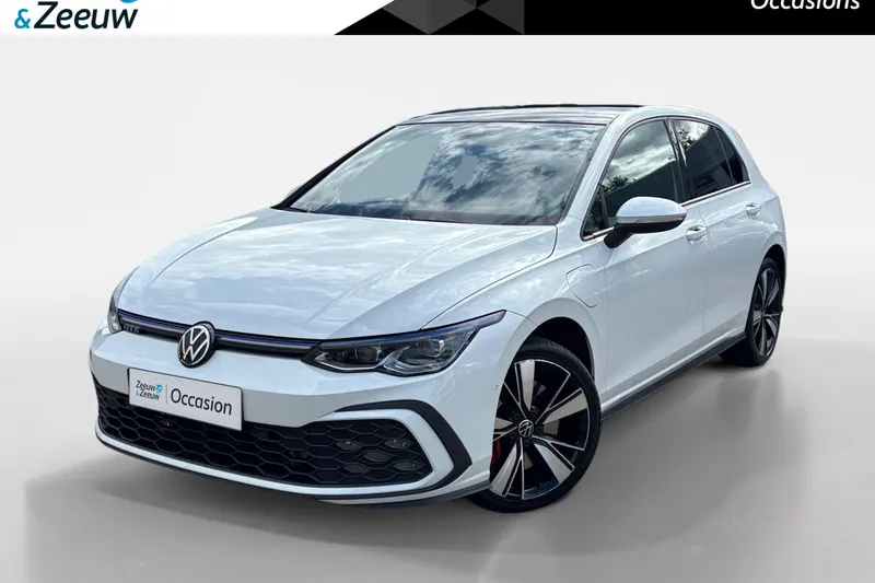 Volkswagen Golf (2021)