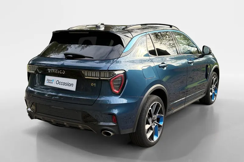 Lynk & Co 01 (2022)